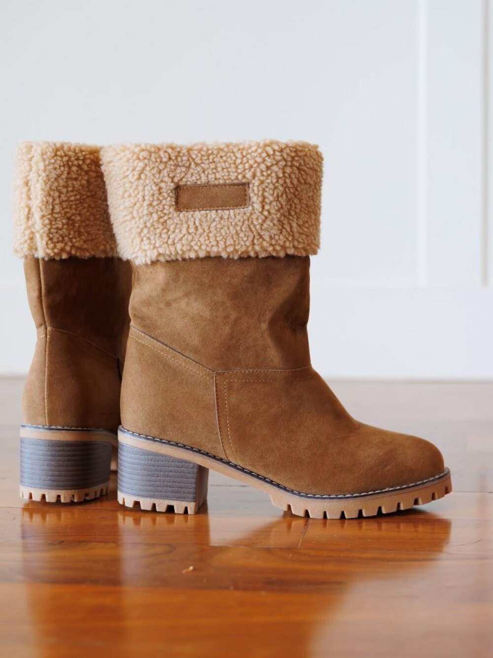 Brown Mid calf boots with chunky heel sherpa lined, tan suede colored, NWOT